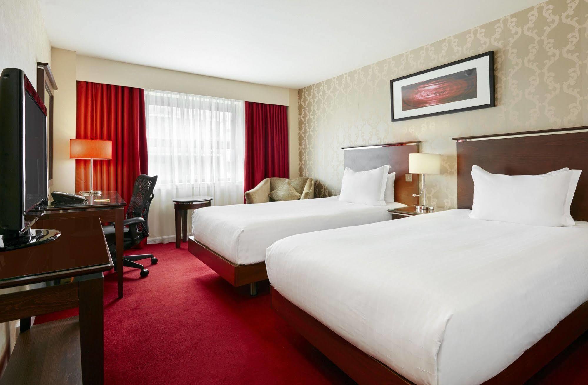 Hilton Garden Inn Aberdeen City Centre Екстер'єр фото