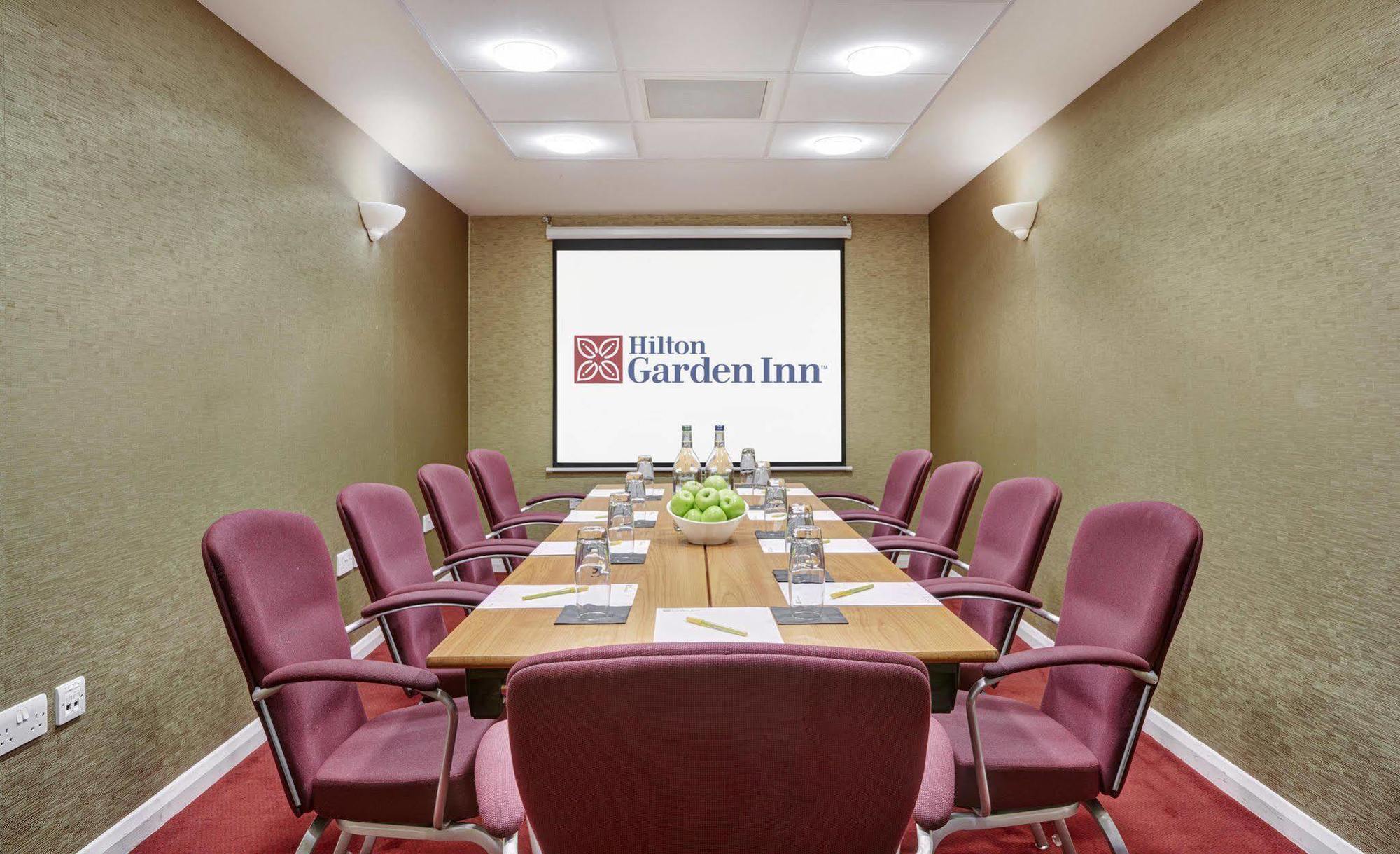 Hilton Garden Inn Aberdeen City Centre Екстер'єр фото