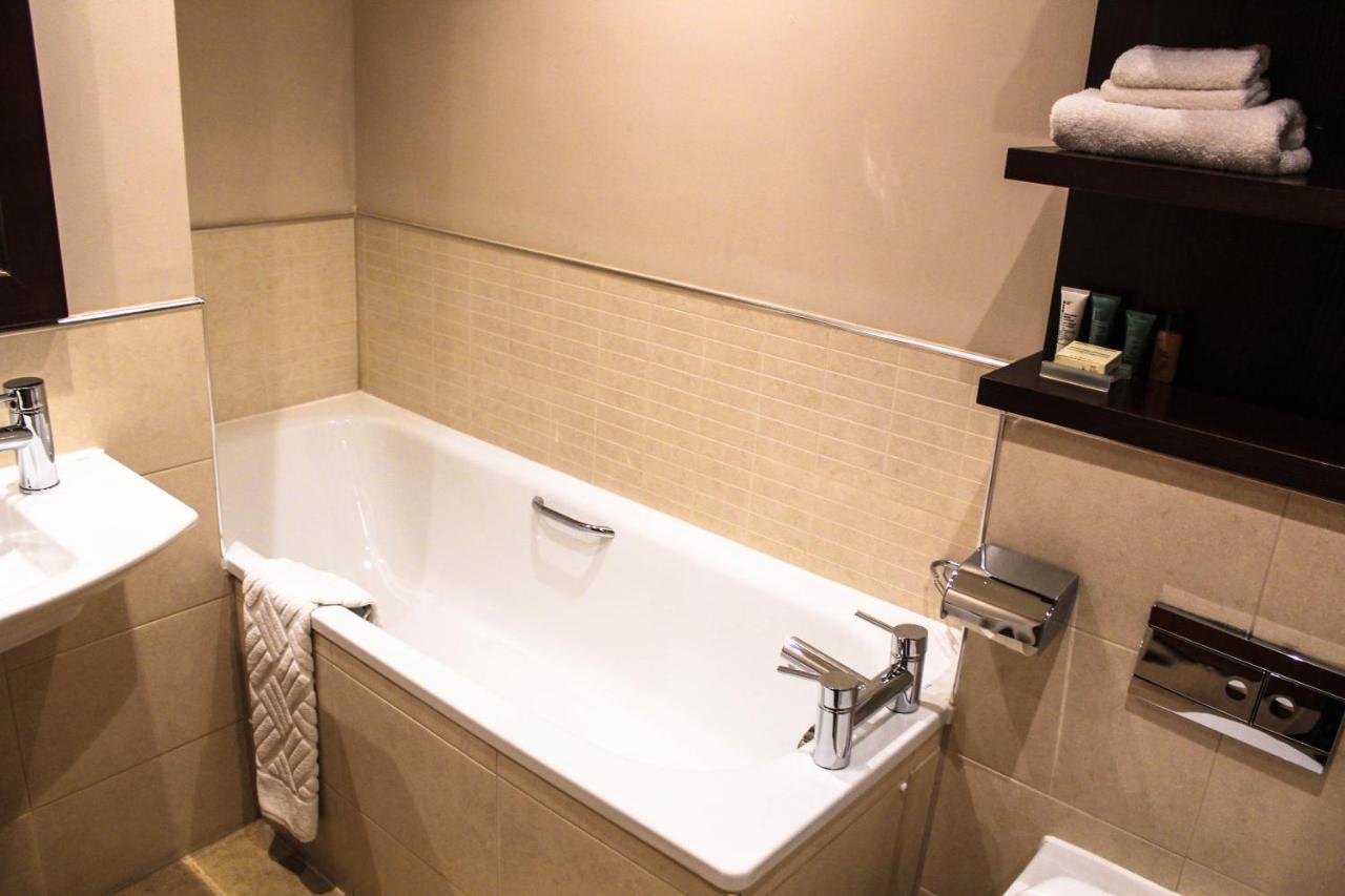Hilton Garden Inn Aberdeen City Centre Екстер'єр фото
